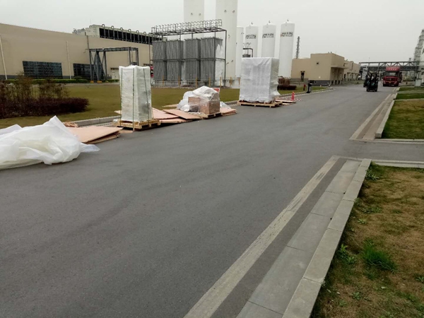 通威，激光摻雜機，卸車，拆箱，搬運入場